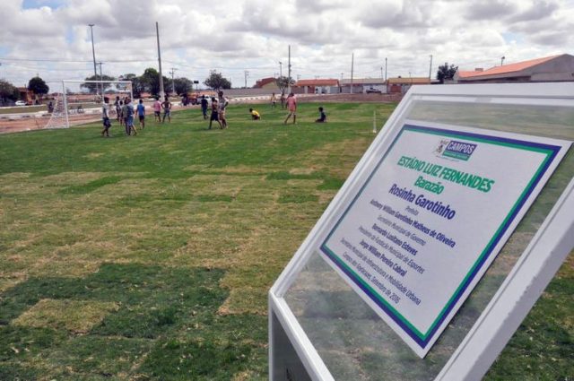 campo de futebol recuperado