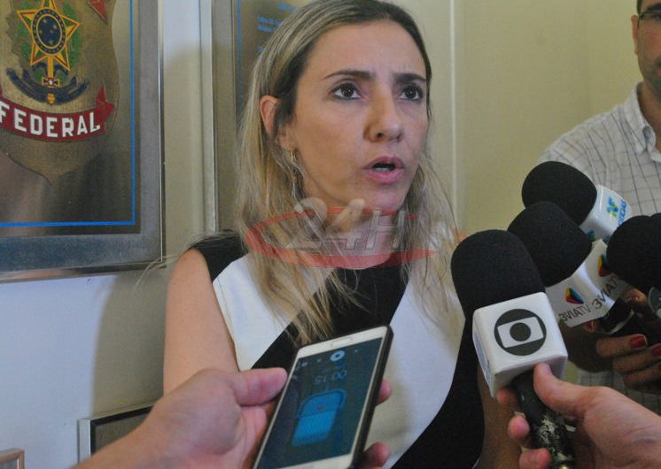 chequinho 3-delegada Carla