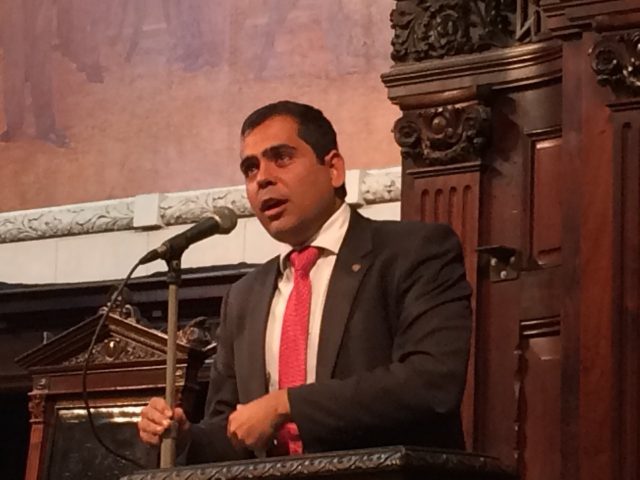Bruno Dauaire na tribuna