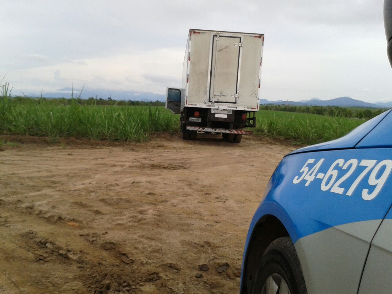b9a23b1f-fe85-4588-bbce-d0b8a61c85f1