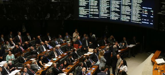 plenario-camara-3