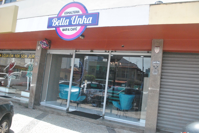 unha-9