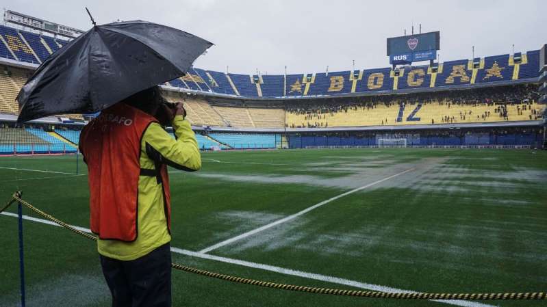 Final da Libertadores, entre Boca Juniors e River Plate, é adiada