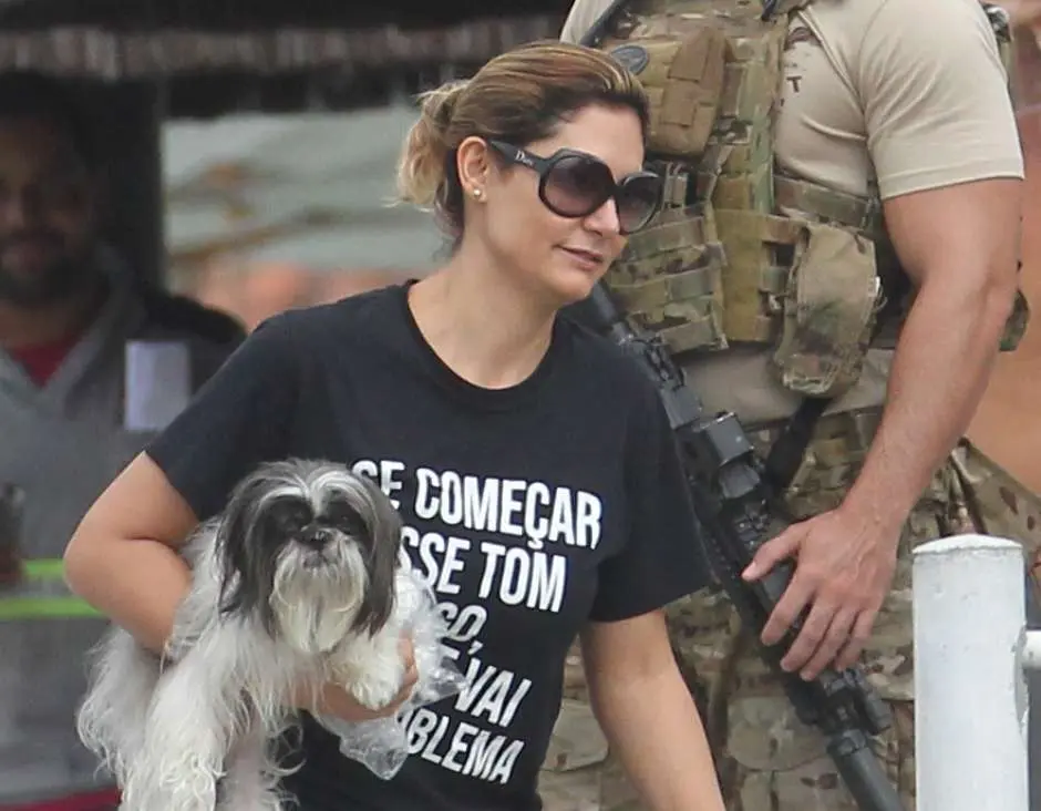 Michelle Bolsonaro chama André Mendonça de ‘ungido do Senhor’ em meio a crise no STF