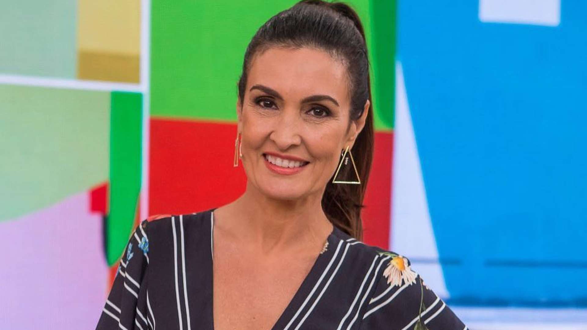 Bonner prestigia apresentação de dança de Fátima no Rio