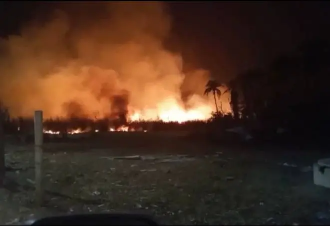 Queimadas atingem Baixada Campista e margens da RJ-158
