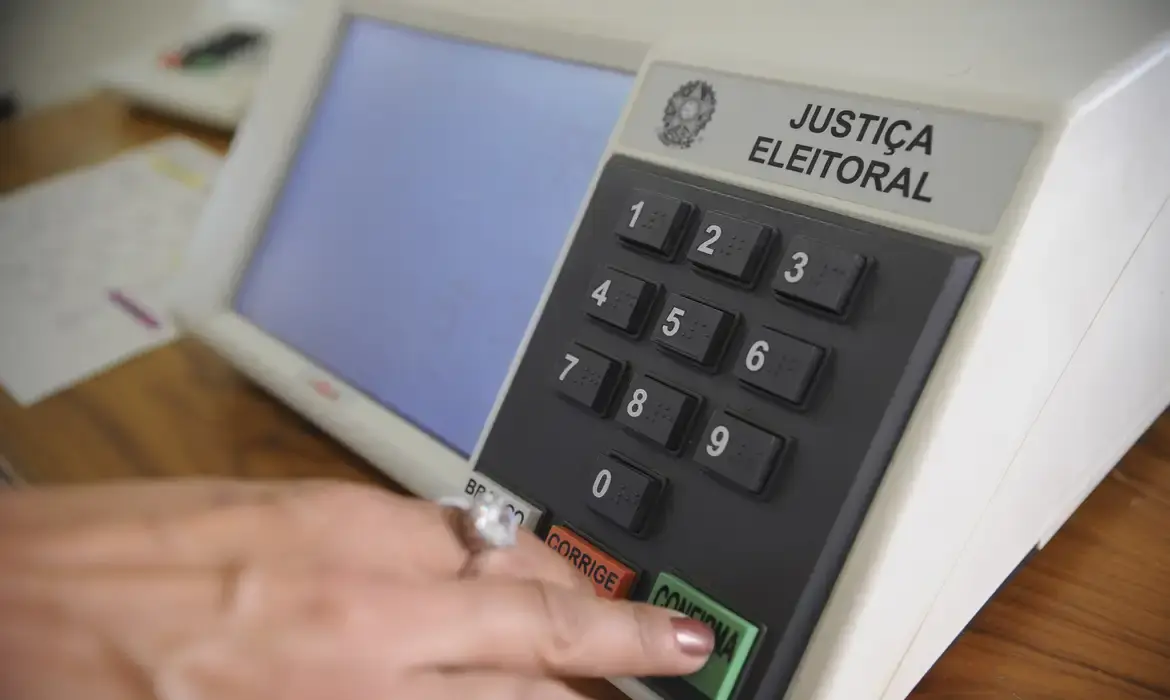 Saiba quais são as atribuições dos governadores e vice-governadores