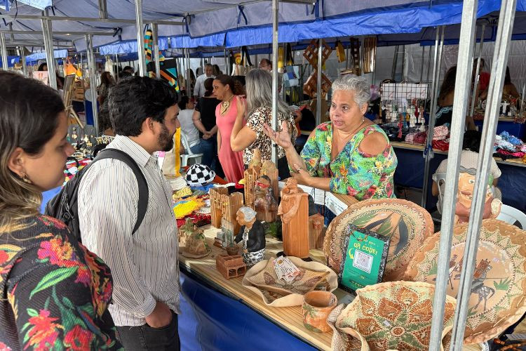 Artesãs representam Campos em evento no Rio pela Semana Nacional do Artesanato