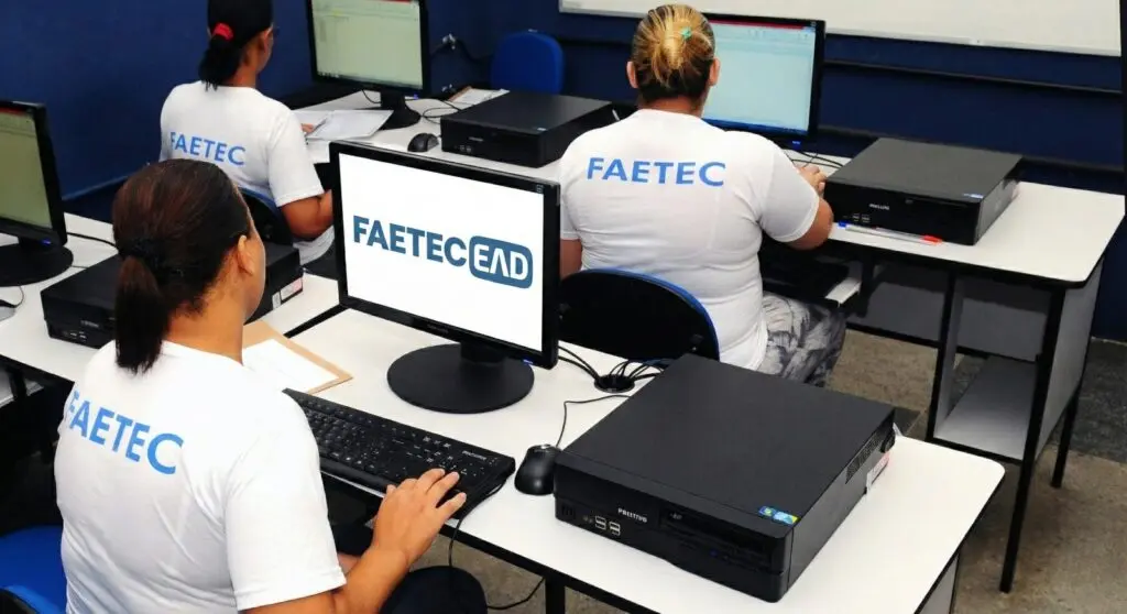 Faetec abre mais de 12 mil vagas para cursos técnicos gratuitos