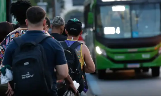 Nunes Marques cobra TREs por transporte público gratuito nas eleições