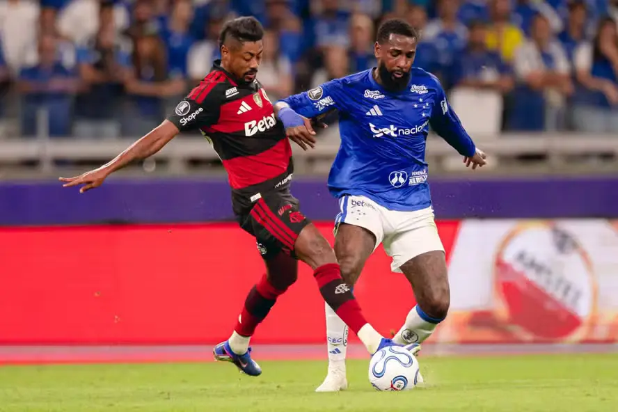 Cruzeiro e Flamengo empatam no Mineirão e deixam vaga em aberto na Libertadores
