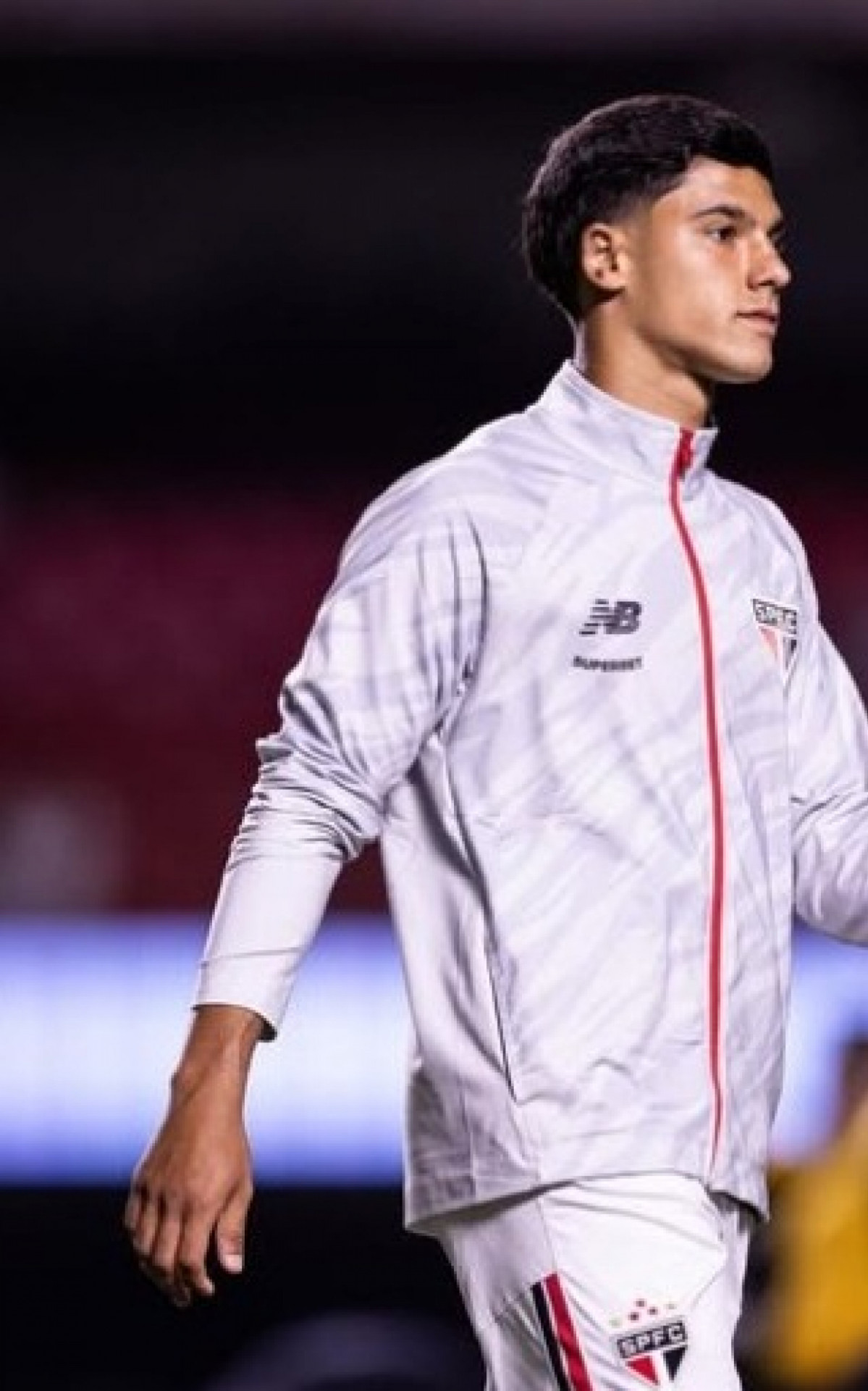 Jogador do São Paulo é detido por atropelar e matar idoso