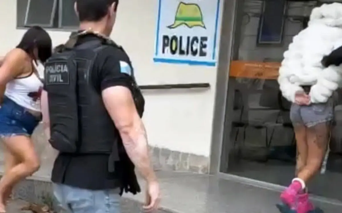 Irmãs suspeitas de aplicar golpes são presas