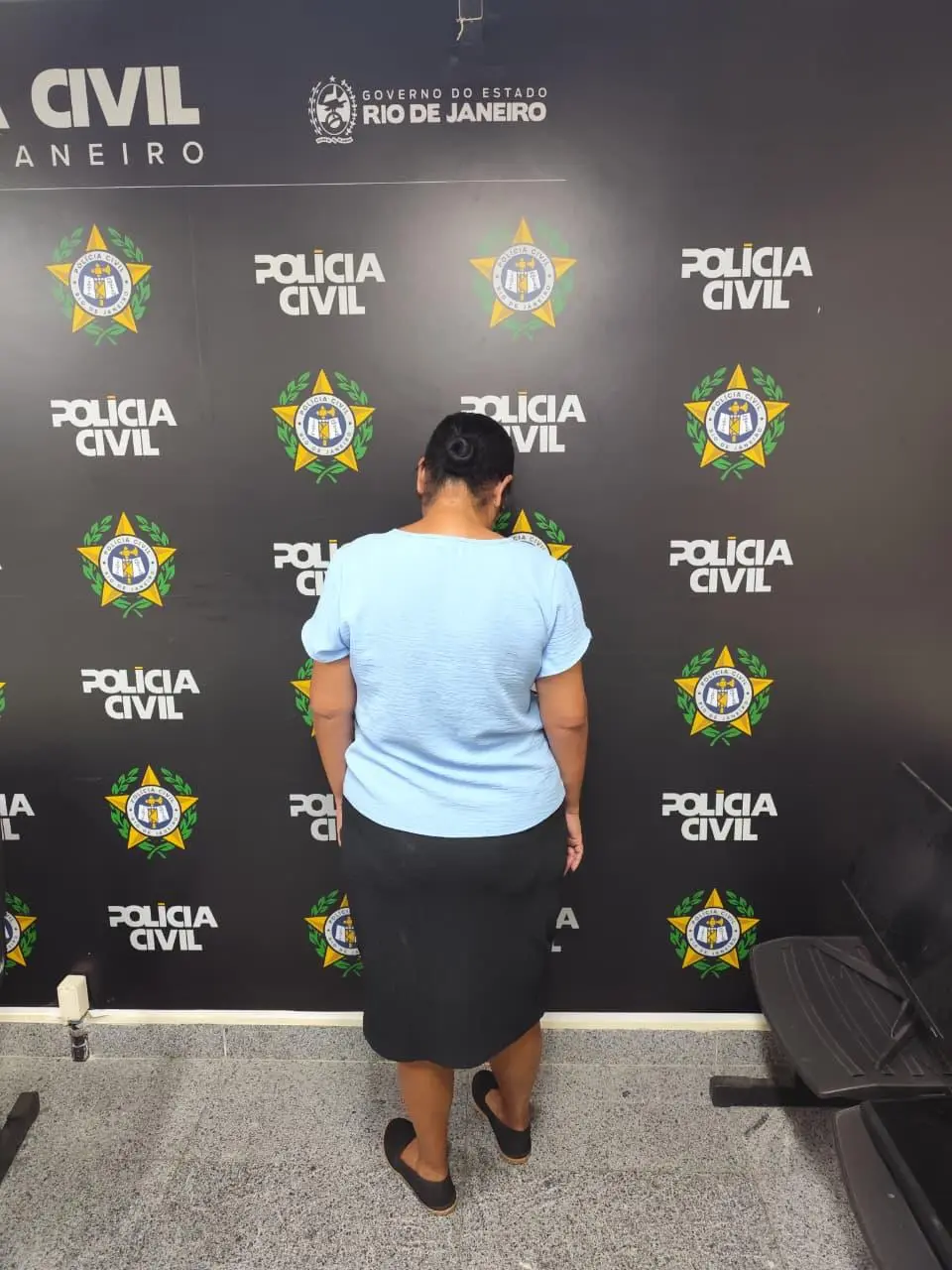 Mulher procurada pela Justiça é presa durante ação da Polícia Civil em Campos