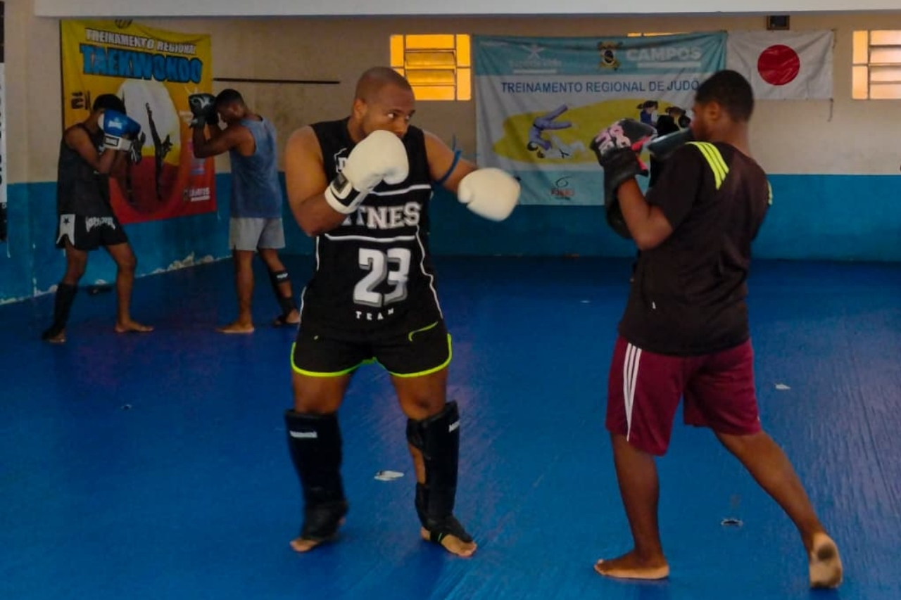 Aulas gratuitas de Muay Thai com vagas abertas em Campos