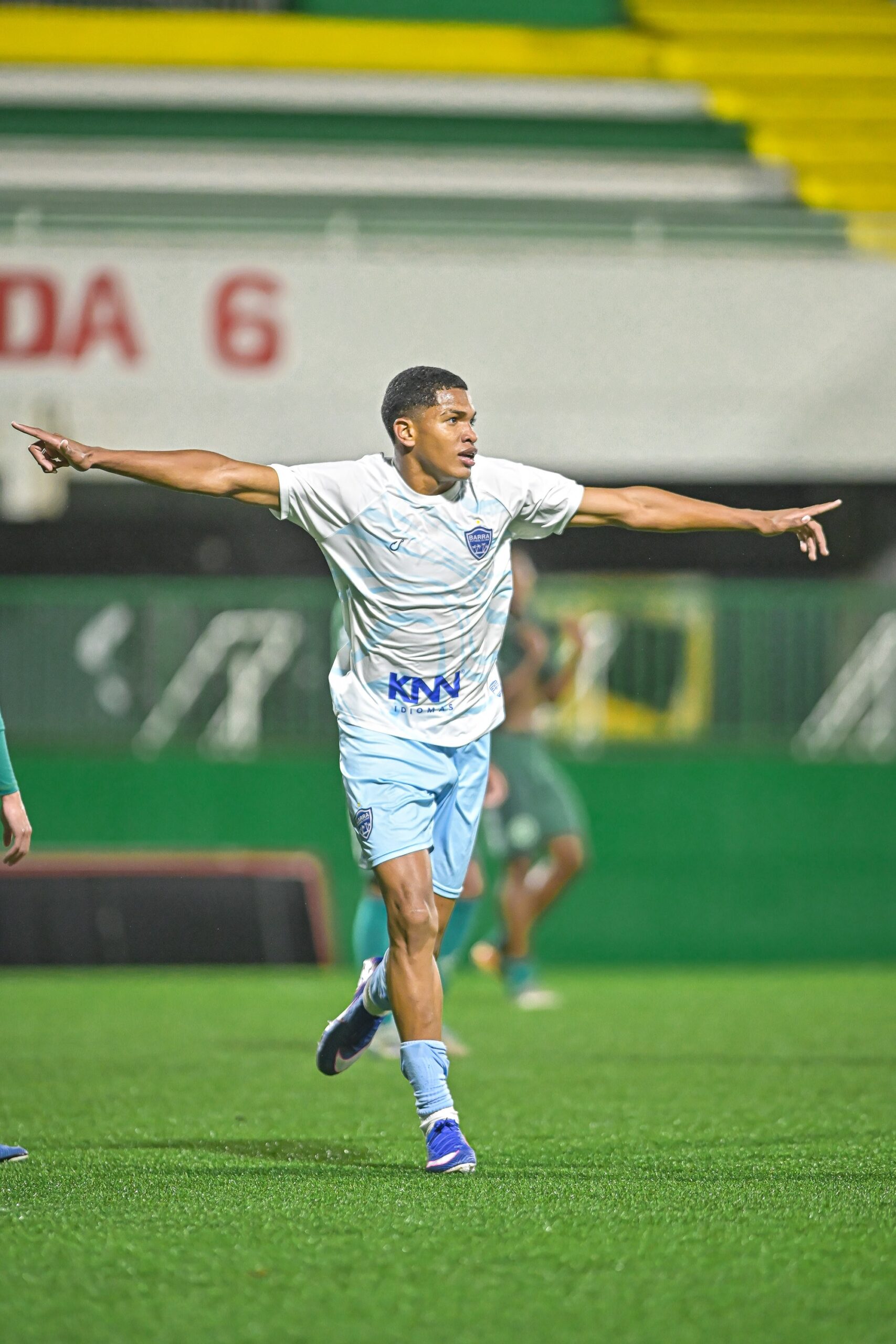 Barra vence a Chapecoense e abre vantagem na final do Catarinense Sub-17