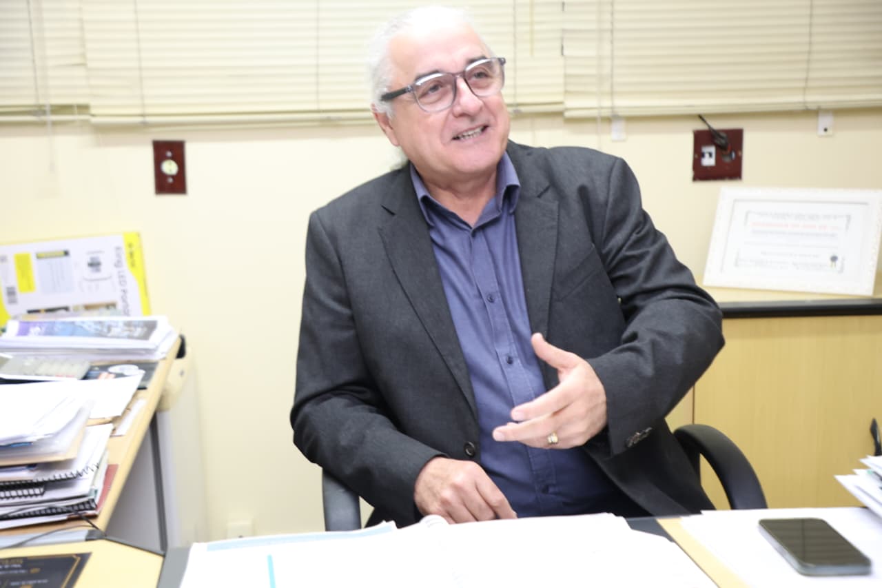O presidente do SINDIVAREJO, Joilson Barcelos, apoia proposta de horas livres negociáveis na votação da escala 6x1