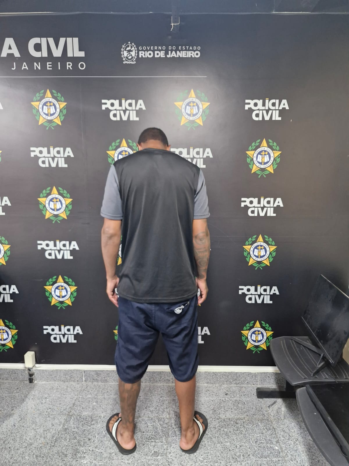 Homem é preso em Campos por descumprir medida protetiva contra ex-companheira