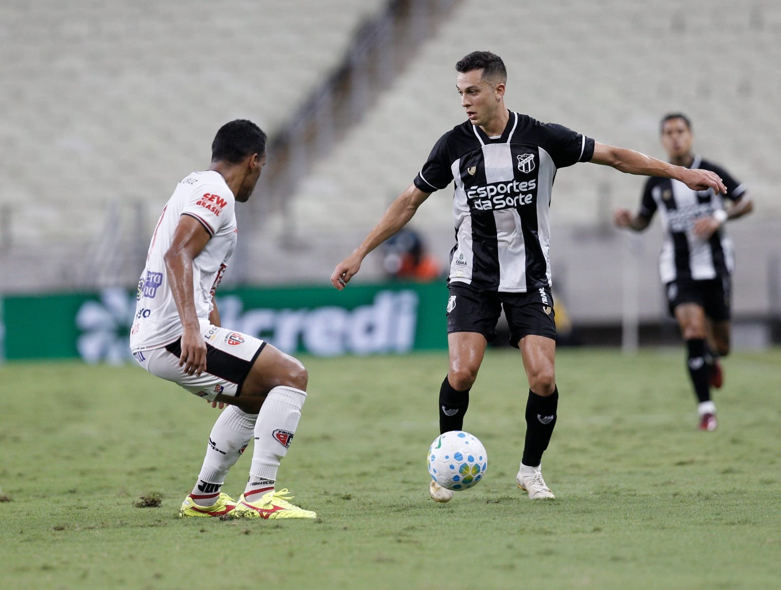 Juan Alano rescinde com o Ceará e tem caminho livre para assinar com o Sport