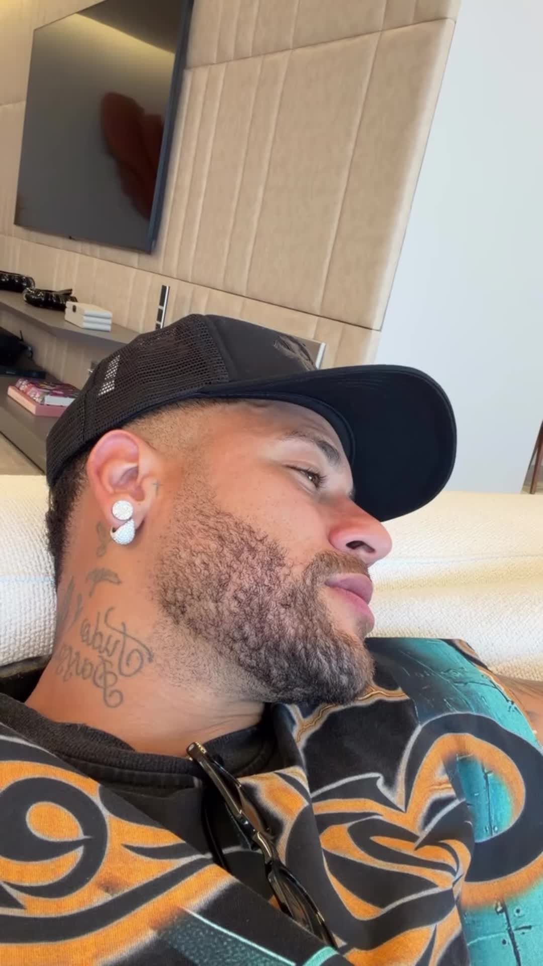 Neymar comenta repercussão nas redes