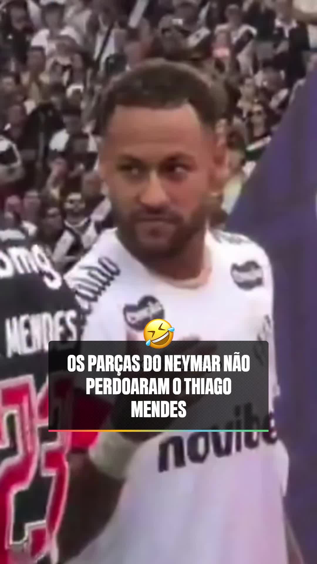Neymar reage durante protocolo de Vasco e Santos