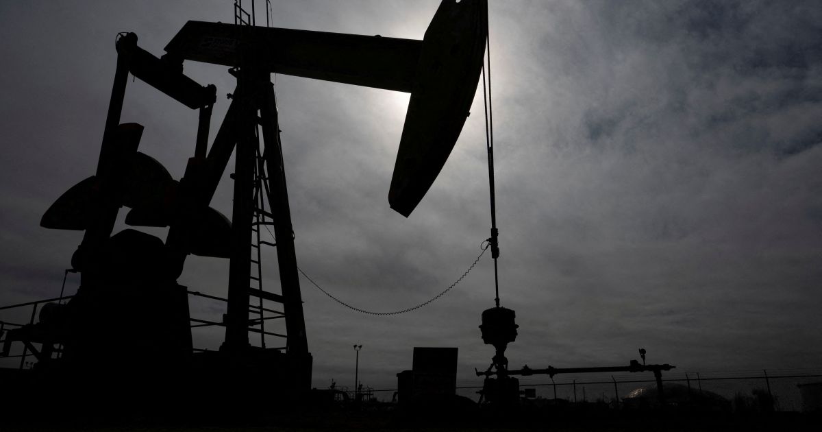 Petróleo dispara 5% após exigências do Irã por indenização pelos EUA