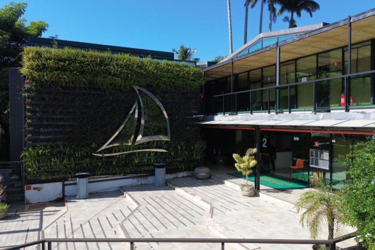 Prefeitura de Ilhabela abre concurso com salários de até R$ 12,5 mil; veja cargos e como...