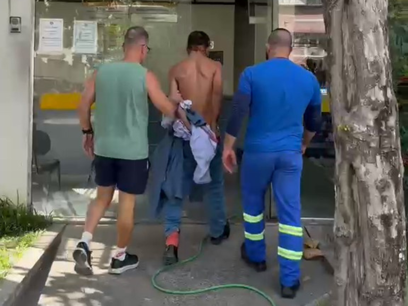 Vídeo: Homem é preso por descumprir medida protetiva e ameaçar ex-companheira em Campos