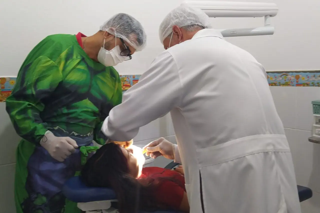 Odontologia treina profissionais para levantamento epidemiológico da saúde bucal das crianças