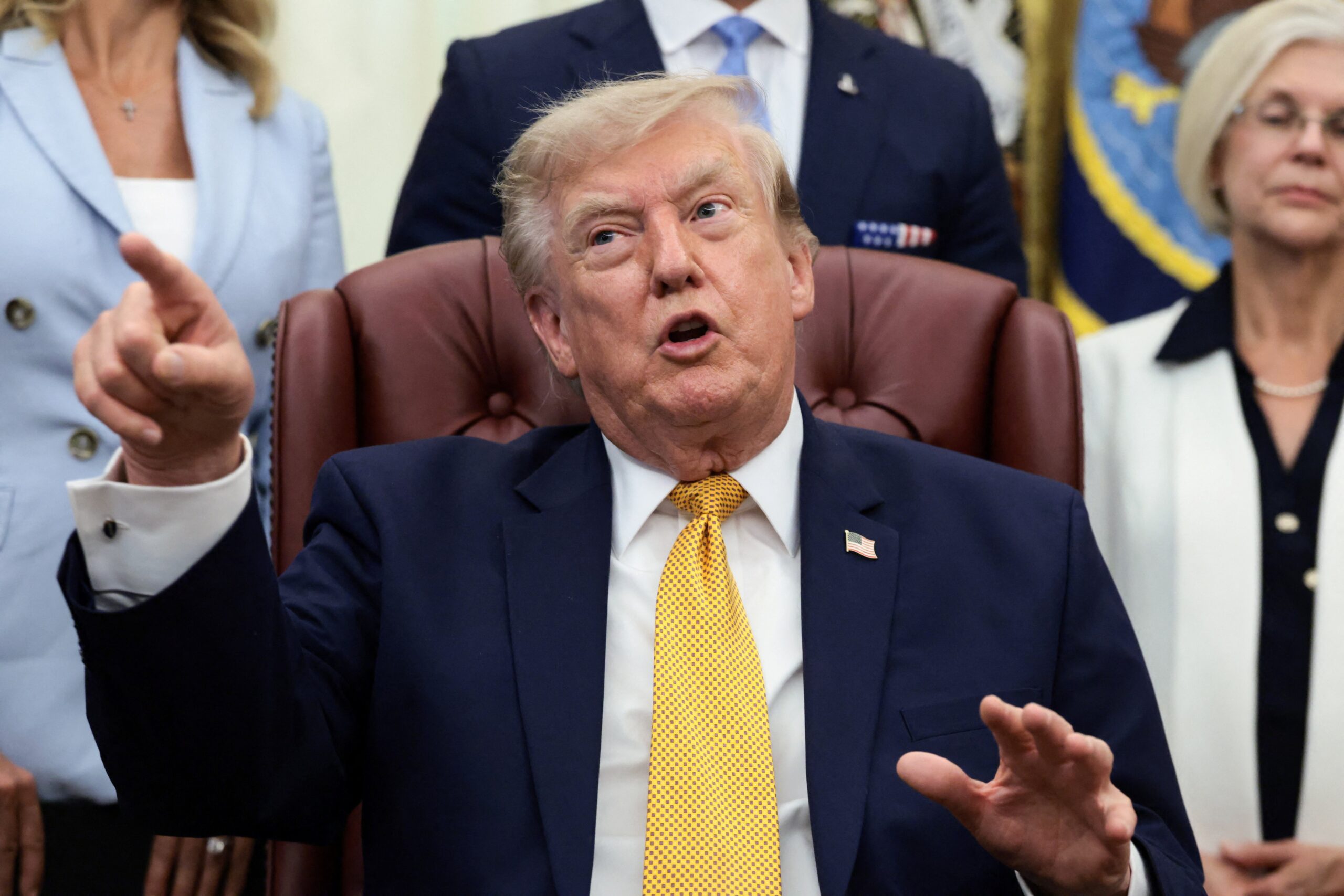 Trump diz que Congresso dos EUA quer regulamentar a IA