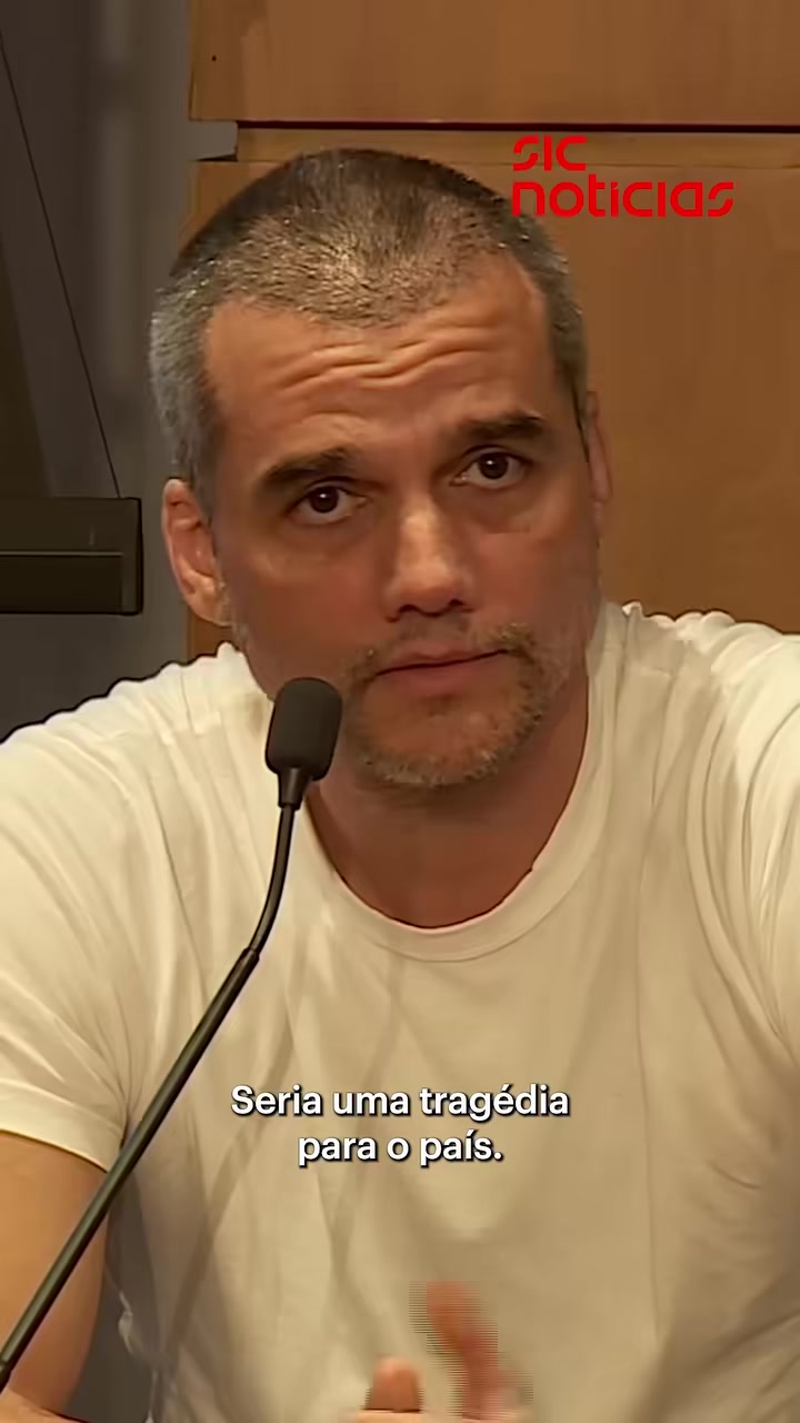 Wagner Moura comenta eventual vitória de Flávio Bolsonaro
