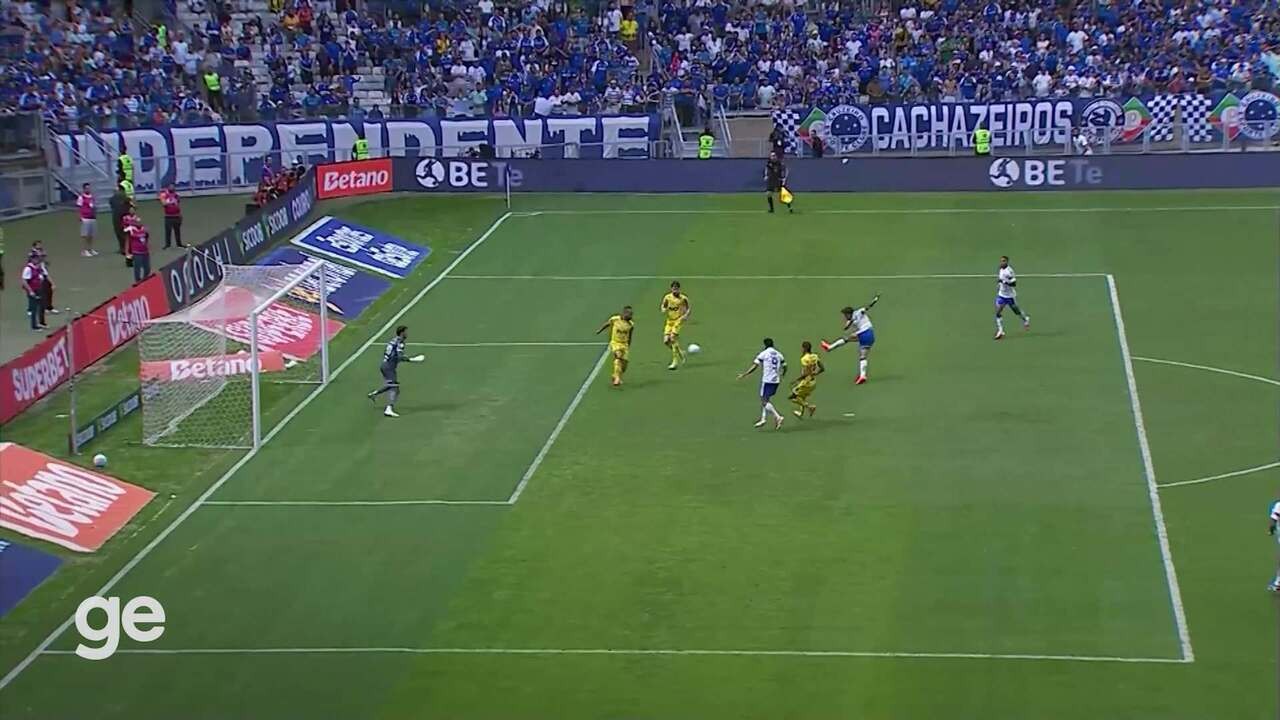 Wesley cita gratidão pelo Corinthians e comemora estreia com gol