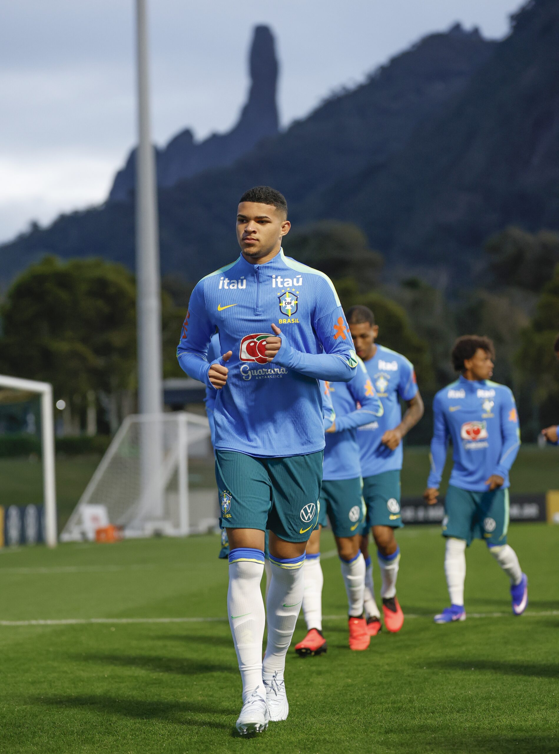 Zagueiro do Grêmio estreia no sub-20 da Seleção e diz que Brasil busca “identidade”