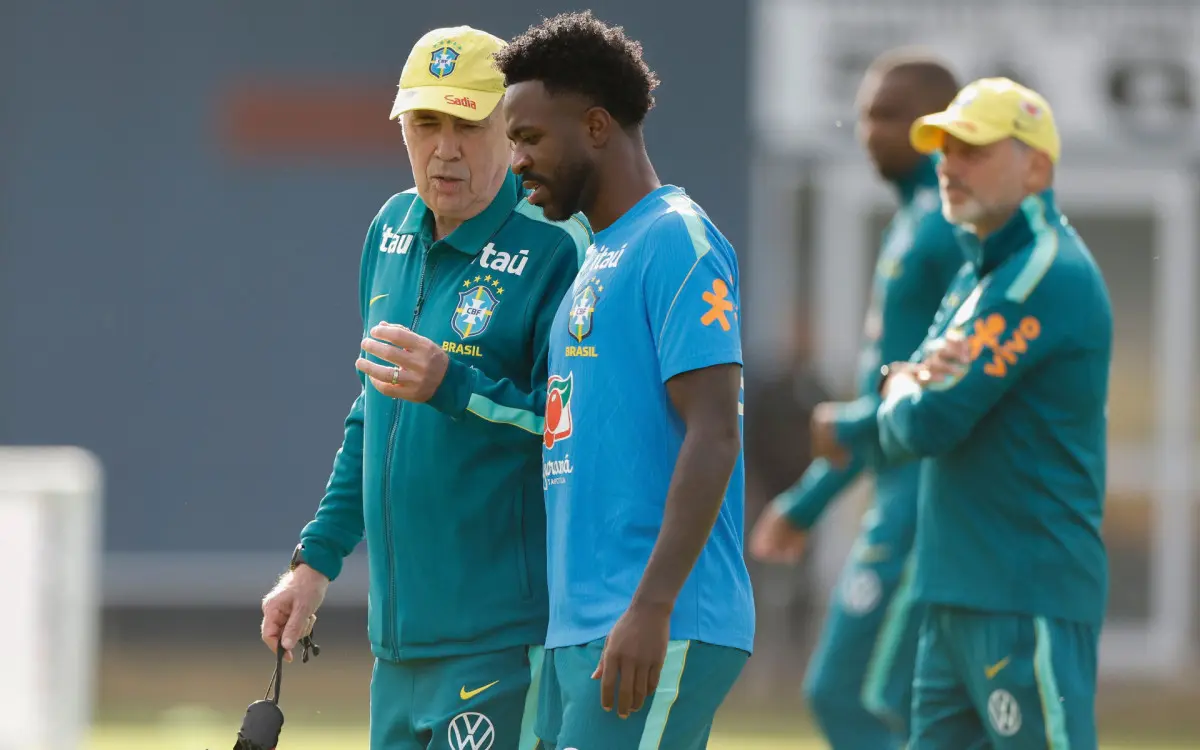Ancelotti confirma Vini Jr, Raphinha, Estêvão e Endrick como titulares