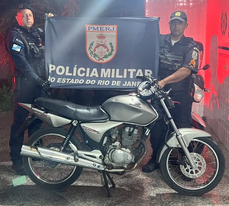 PM recupera motocicleta furtada em Travessão