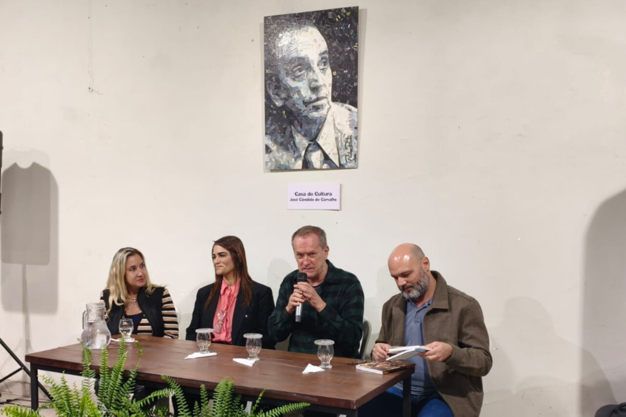 Literatura, música e teatro marcam celebração dos 39 anos da Casa de Cultura