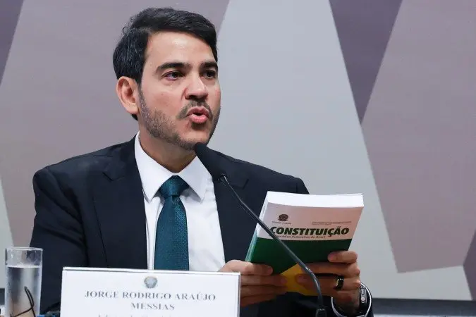 Fachin recebe Jorge Messias e ministro da Justiça em meio à crise na PF
