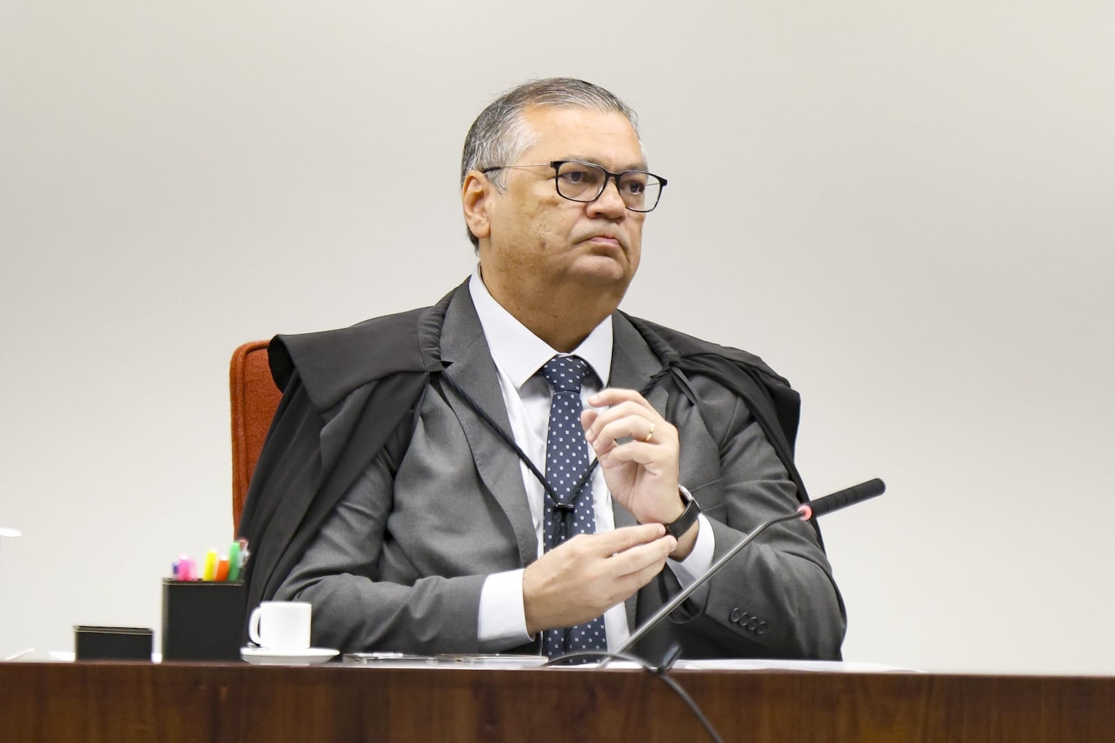 Ministro Flávio Dino durante sessão no STF