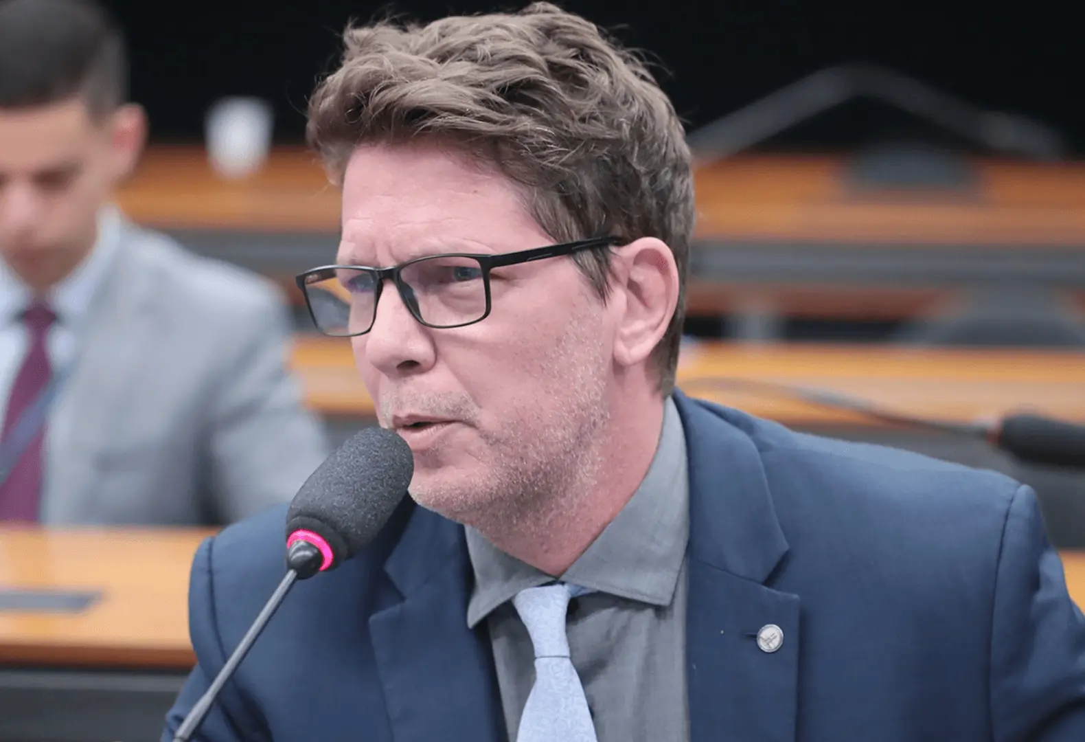 Mario Frias afirma que patrocínio do Master a ‘Dark Horse’ não configura crime