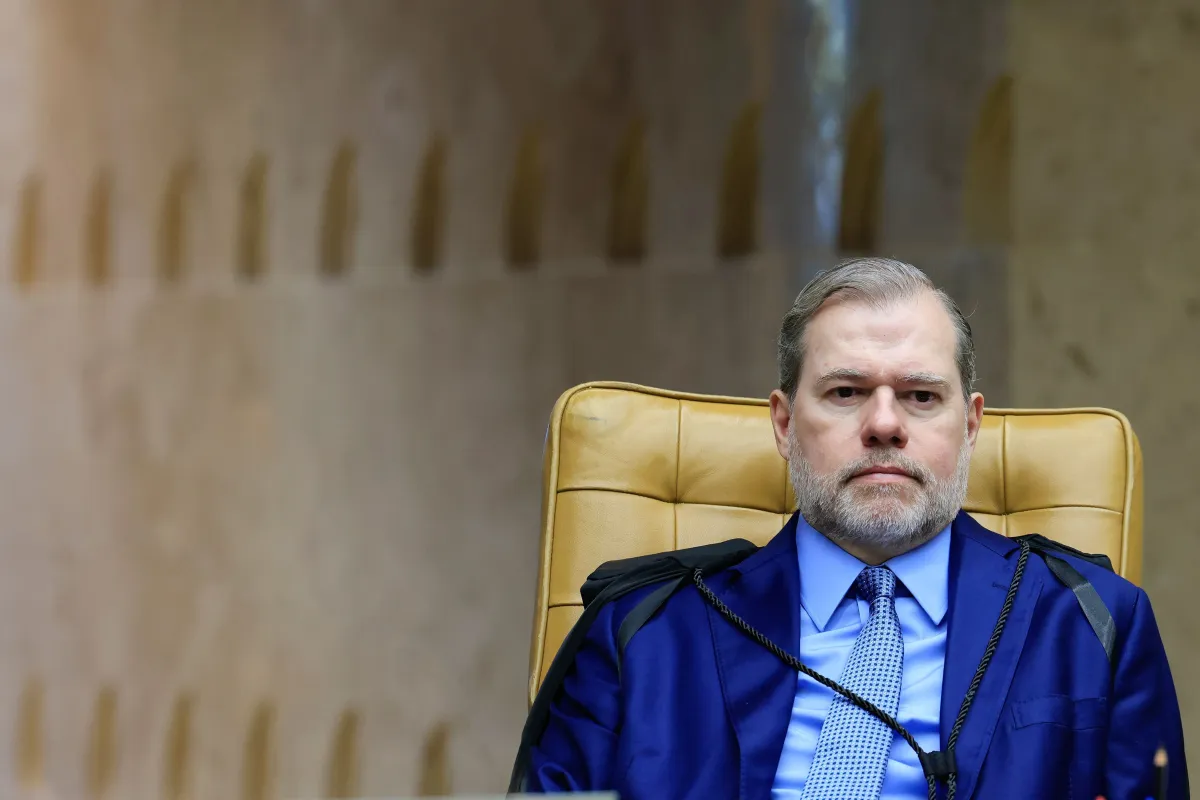 Toffoli declara suspeição em sessão que julga se abre investigação a Moraes