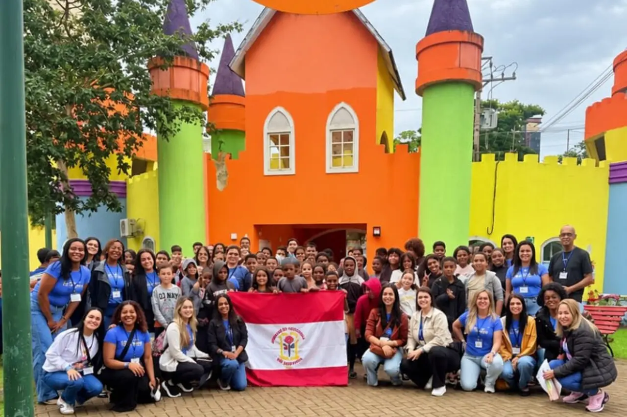 Associação Pestalozzi de São Fidélis leva assistidos à Cidade da Criança Zilda Arns