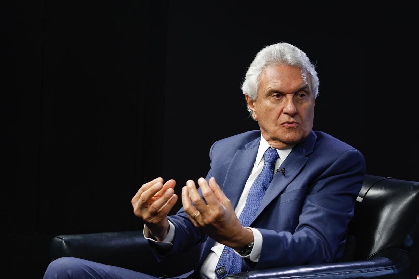 Ronaldo Caiado durante entrevista