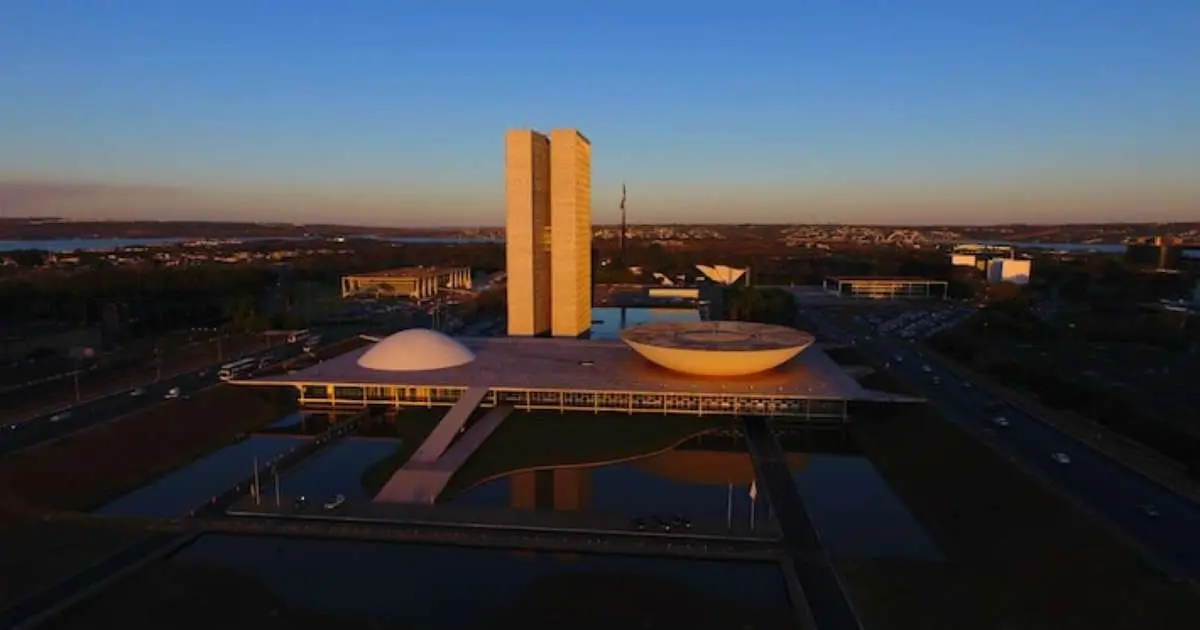 Votos para o Senado exigem atenção redobrada do eleitor