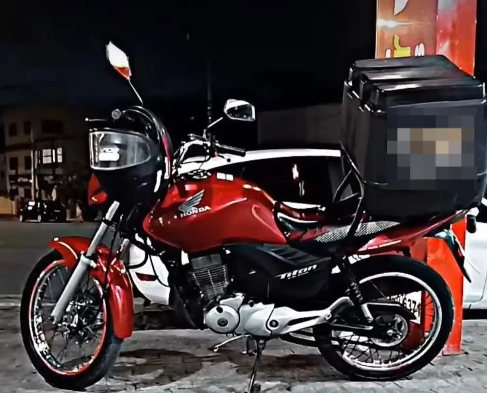Motoboy é rendido por dupla armada e tem moto roubada em Guarus