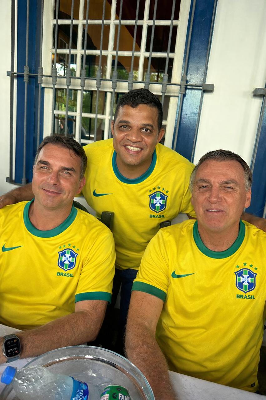 Aroldo Leandro participa de reunião com lideranças do PL de Campos
