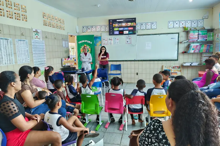FMC e PSE: Ação de Educação e Saúde na Escola Municipal Fazenda Chalita