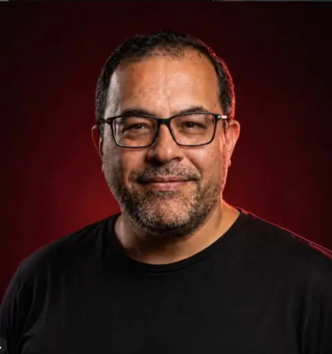 Designer e ilustrador campista Fabiano Silva morre aos 50 anos