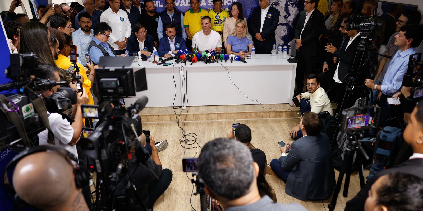 Douglas Ruas durante pronunciamento no Rio de Janeiro