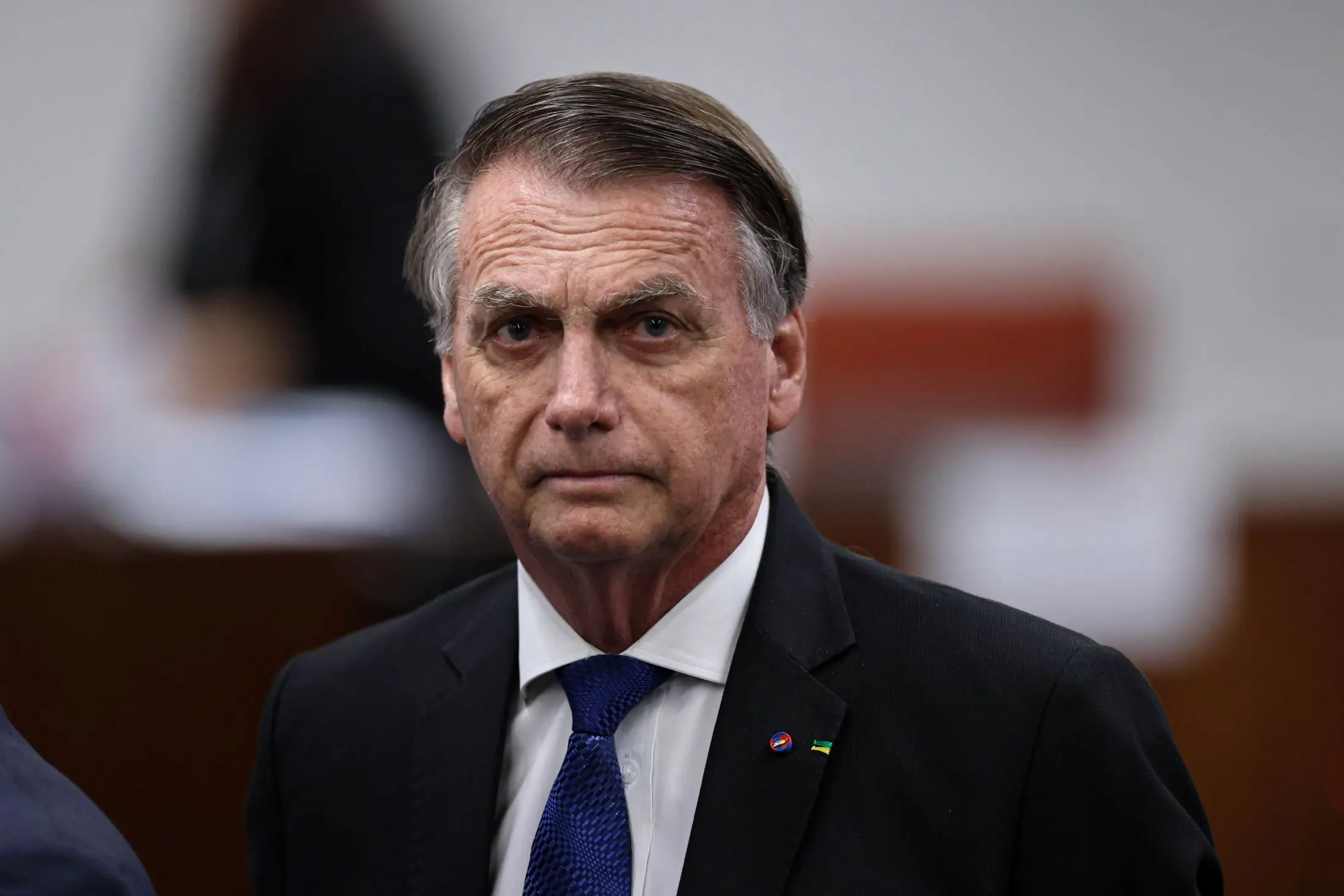 PGR apoia pedido para Flávio Bolsonaro visitar o pai