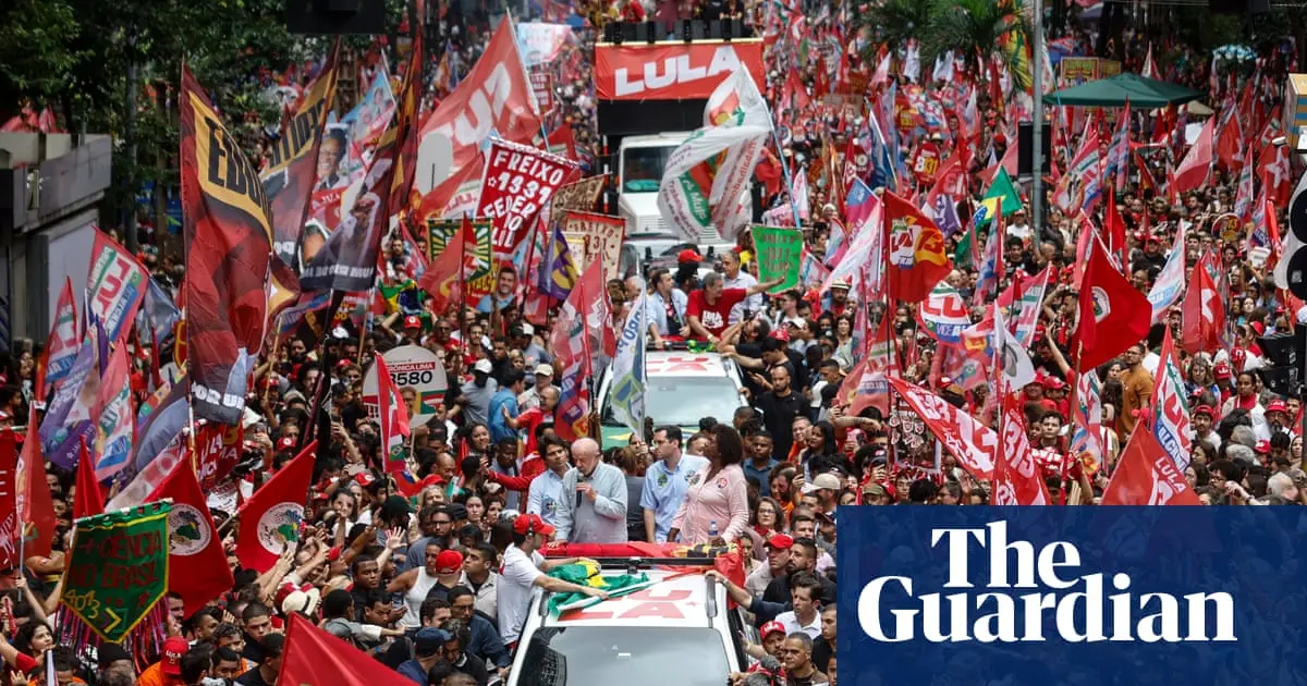 Lula diz ser barreira contra avanço da extrema direita em ato no Rio